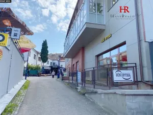 Pronájem obchodního prostoru, Benešov, Masarykovo náměstí, 60 m2