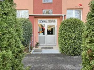 Prodej bytu 4+1, Kamenice, Sídliště II, 84 m2