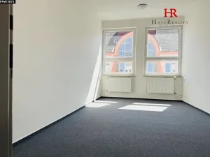 Pronájem kanceláře, Benešov, Tyršova, 51 m2