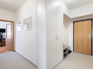 Prodej bytu 3+kk, Praha - Uhříněves, V kuťatech, 66 m2