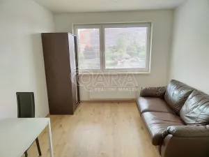 Pronájem bytu 1+kk, Praha - Stodůlky, Holýšovská, 28 m2