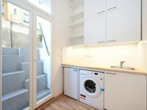 Pronájem bytu 1+kk, Praha - Smíchov, Radlická, 15 m2