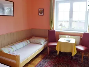 Prodej ubytování, Chodová Planá, Pohraniční stráže, 301 m2