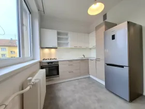 Pronájem bytu 2+1, Pardubice - Zelené Předměstí, Devotyho, 58 m2