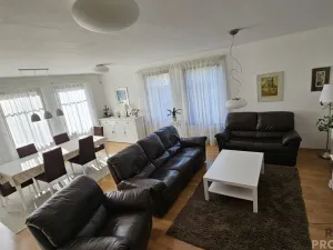 Prodej rodinného domu, Jesenice, Vestecká, 369 m2