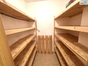 Pronájem bytu 2+kk, Praha - Vysočany, Kolbenova, 87 m2