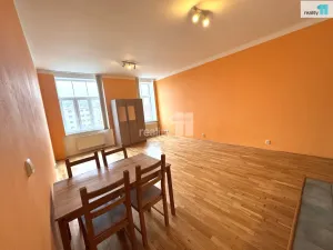 Pronájem bytu 1+kk, Praha - Vysočany, Kolbenova, 43 m2