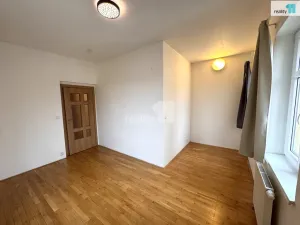 Pronájem bytu 1+kk, Praha - Vysočany, Kolbenova, 100 m2