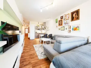 Pronájem bytu 2+kk, Praha - Libeň, Přádova, 60 m2