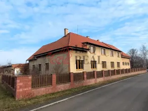 Prodej vícegeneračního domu, Český Brod - Štolmíř, Českobrodská, 600 m2