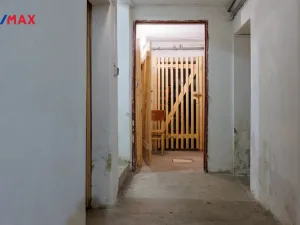 Prodej bytu 2+1, Karlovy Vary - Drahovice, Mattoniho nábřeží, 49 m2