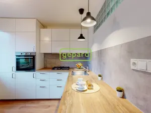 Pronájem bytu 1+1, Brno - Bystrc, Laštůvkova, 31 m2