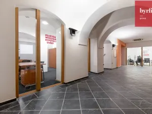 Pronájem kanceláře, Opava, Dolní náměstí, 27 m2