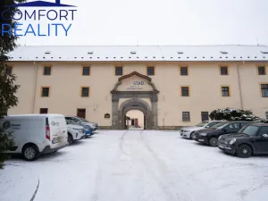 Prodej komerční nemovitosti, Suchdol nad Odrou, Komenského, 1900 m2