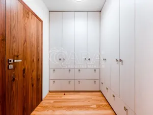 Pronájem kanceláře, Roztoky, Nad vinicemi, 393 m2