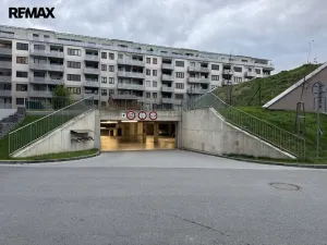 Pronájem garážového stání, Olomouc, Camilla Sitteho, 12 m2