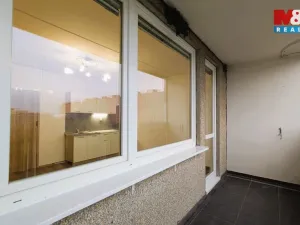 Pronájem bytu 1+kk, Praha - Troja, Svídnická, 28 m2