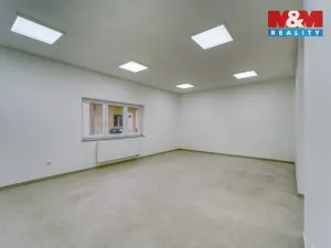 Pronájem obchodního prostoru, Plzeň - Doubravka, Zábělská, 107 m2