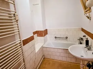 Prodej bytu 2+1, Jihlava, Husova, 47 m2