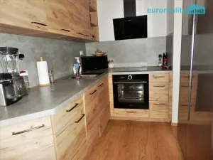 Pronájem bytu 2+kk, Praha, Toufarova, 53 m2