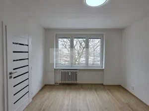 Pronájem bytu 2+1, Chomutov, Sluneční, 51 m2