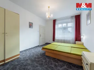 Prodej ubytování, Bečov nad Teplou, Nádražní, 298 m2