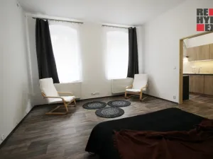 Prodej bytu 2+1, Liberec - Liberec XXXIII-Machnín, Rynoltická, 67 m2