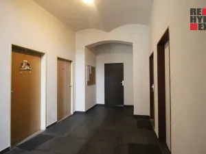 Prodej bytu 2+1, Liberec - Liberec XXXIII-Machnín, Rynoltická, 87 m2