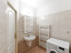 Pronájem bytu 2+kk, Praha - Troja, Hnězdenská, 47 m2