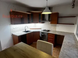 Pronájem bytu 3+1, Neratovice, Dr. E. Beneše, 79 m2