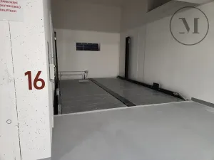 Pronájem bytu 1+kk, České Budějovice, Dobrovodská, 41 m2