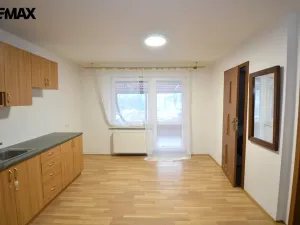 Pronájem bytu 2+kk, Olomouc, Čelakovského, 42 m2