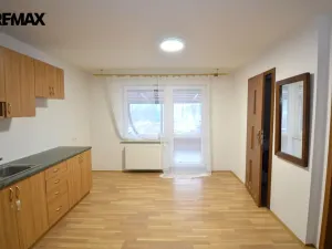 Pronájem bytu 2+kk, Olomouc, Čelakovského, 42 m2