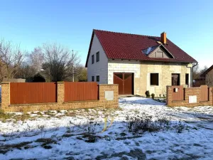 Prodej rodinného domu, Senička, 153 m2