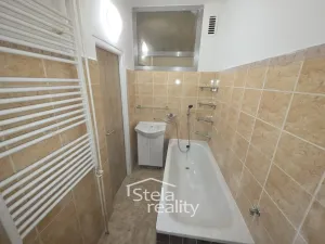 Pronájem bytu 2+1, Břidličná, Komenského, 49 m2