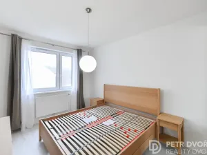 Pronájem bytu 2+kk, Praha - Libeň, Nad Kolčavkou, 55 m2