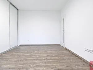 Pronájem bytu 4+1, Praha - Žižkov, Na Jarově, 122 m2