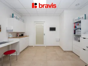 Prodej obchodního prostoru, Rousínov, Sušilovo náměstí, 99 m2