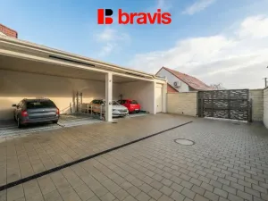 Prodej obchodního prostoru, Rousínov, Sušilovo náměstí, 99 m2