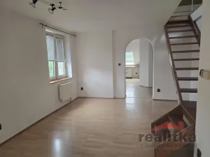 Pronájem bytu 3+1, Opava - Předměstí, třída Spojenců, 80 m2