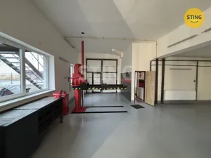 Pronájem výrobních prostor, Krnov, Libušina, 155 m2