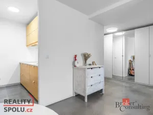 Prodej bytu 2+kk, Praha - Stodůlky, Borovanského, 44 m2