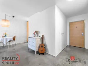 Prodej bytu 2+kk, Praha - Stodůlky, Borovanského, 44 m2