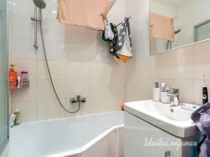 Pronájem bytu 2+1, Praha - Břevnov, Na Petřinách, 58 m2