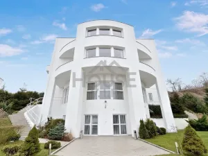 Pronájem vily, Praha - Smíchov, Nový Zlíchov, 839 m2