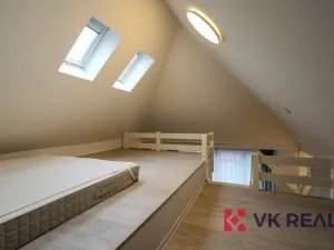 Pronájem bytu 1+kk, Praha - Braník, Branická, 50 m2