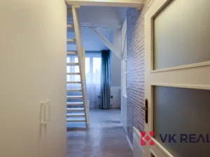 Pronájem bytu 1+kk, Praha - Braník, Branická, 50 m2