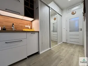 Pronájem bytu 2+kk, Praha, U školičky, 42 m2