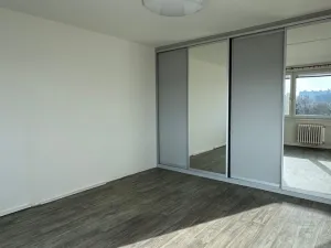 Pronájem bytu 1+1, Praha, Angelovova, 30 m2