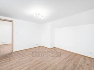 Pronájem rodinného domu, Hosín - Dobřejovice, 83 m2